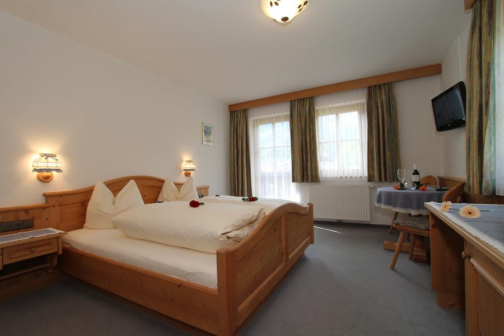 Hotel - Wirts'Haus "Zum Schweizer" Lofer Bagian luar foto